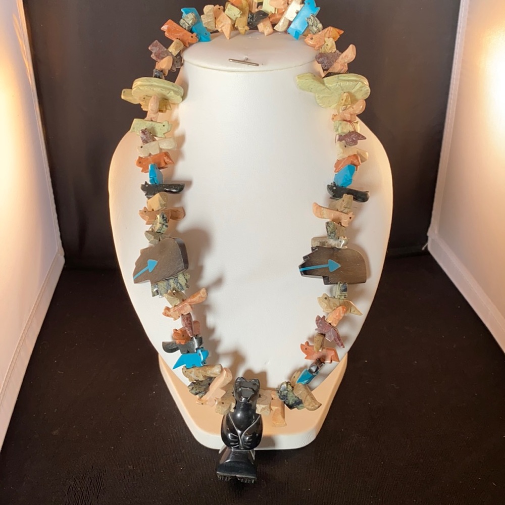 Zuni pawn fetish necklace